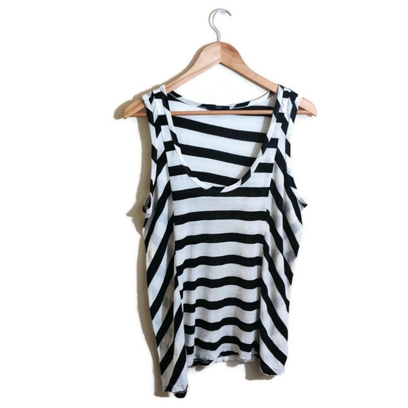 TART Women's Sleeveless Black & White Striped Flowy Scoop Neck Tank Top L - Picture 1 of 8